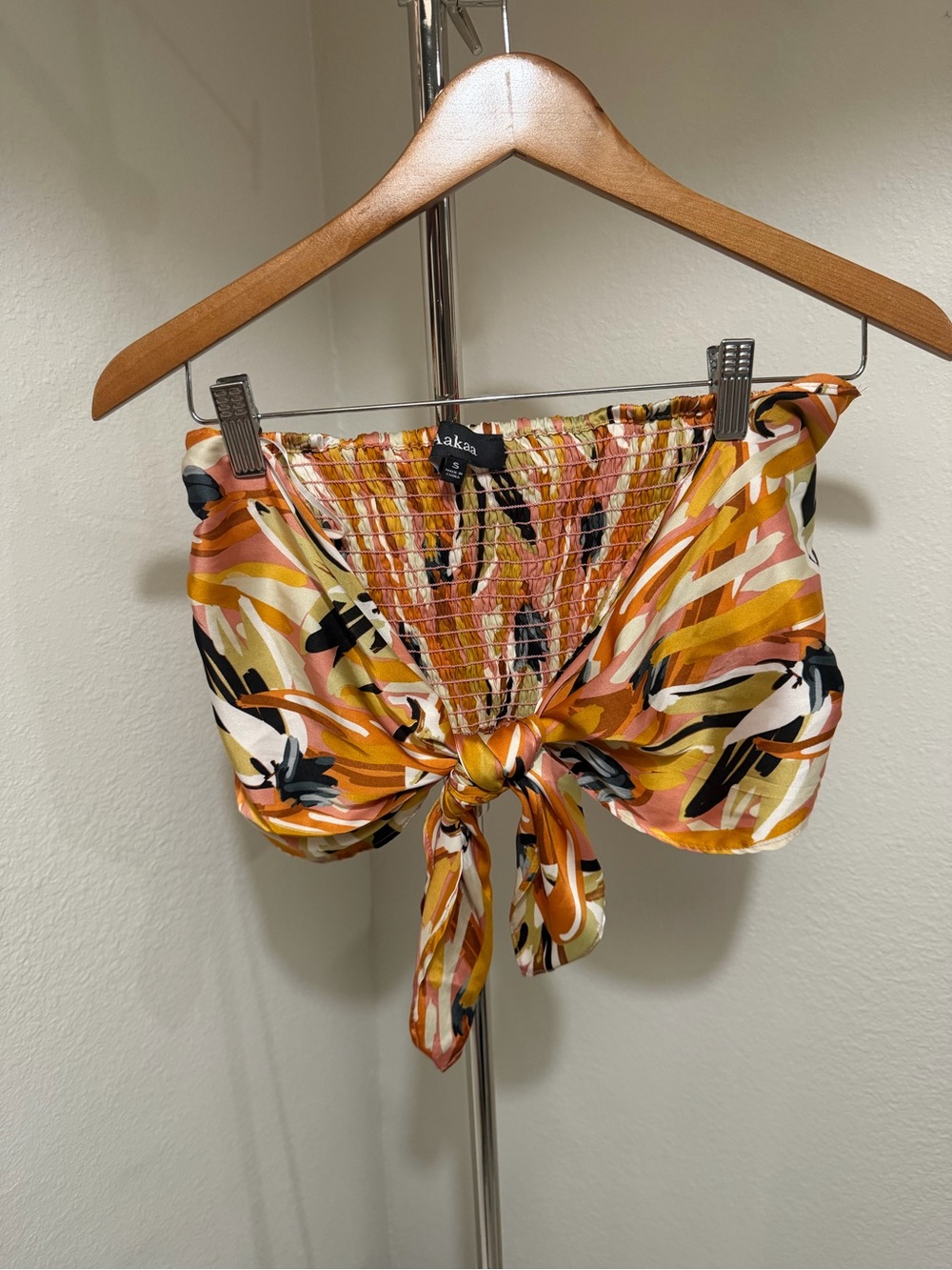 Aakaa Multicolor Knot-Front Crop Top
